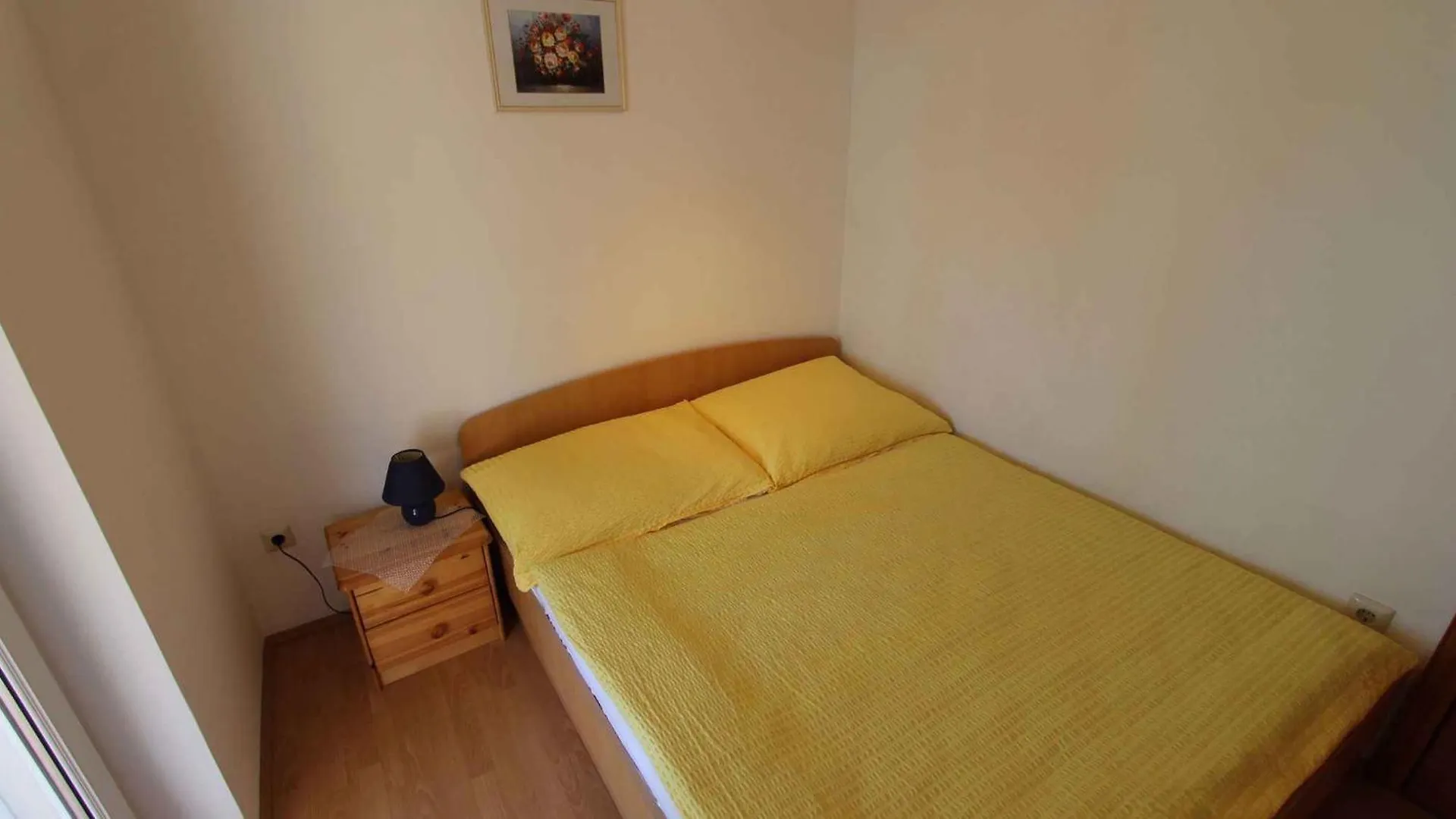 Two-Bedroom Apartment In Malinska III كرواتيا