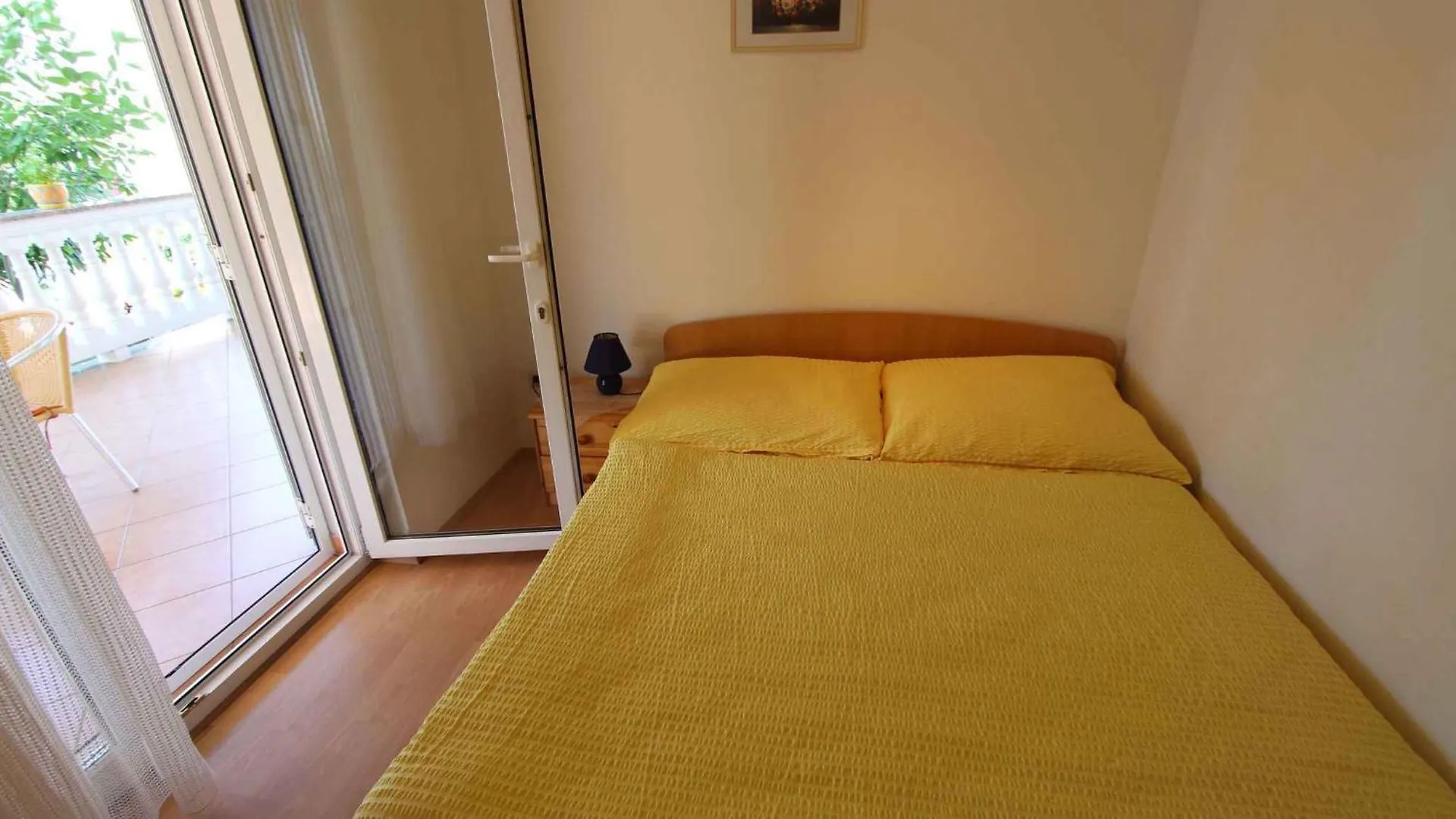 Two-Bedroom Apartment In Malinska III كرواتيا
